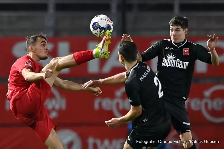 Almere City FC verliest thuis ook van MVV