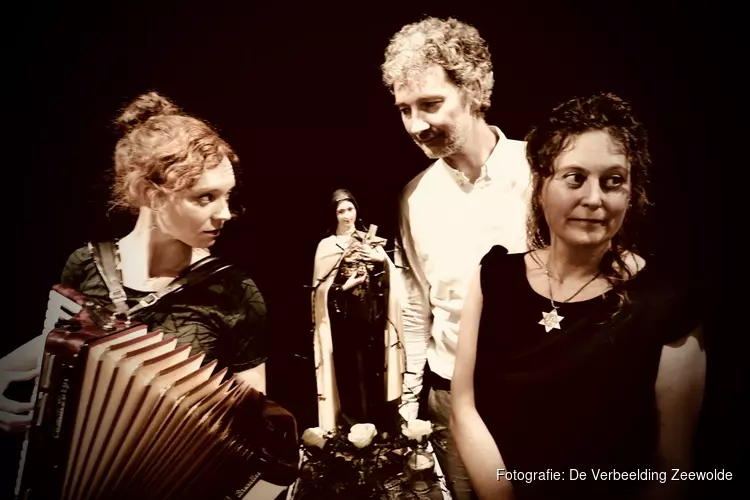 Trio Les Triadours zet Edith Piaf en Jacques Brel voor het voetlicht in De Verbeelding