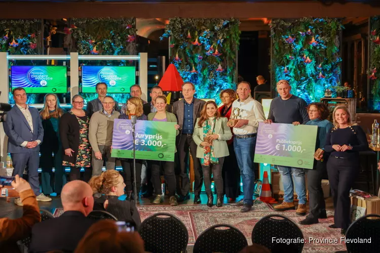 Ketenproject Lisdodde wandpaneel winnaar eerste editie Flevolandse Circulaire Innovatie Top 20