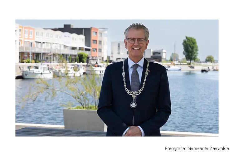 Burgemeester Gerrit Jan Gorter van Zeewolde kondigt vertrek aan